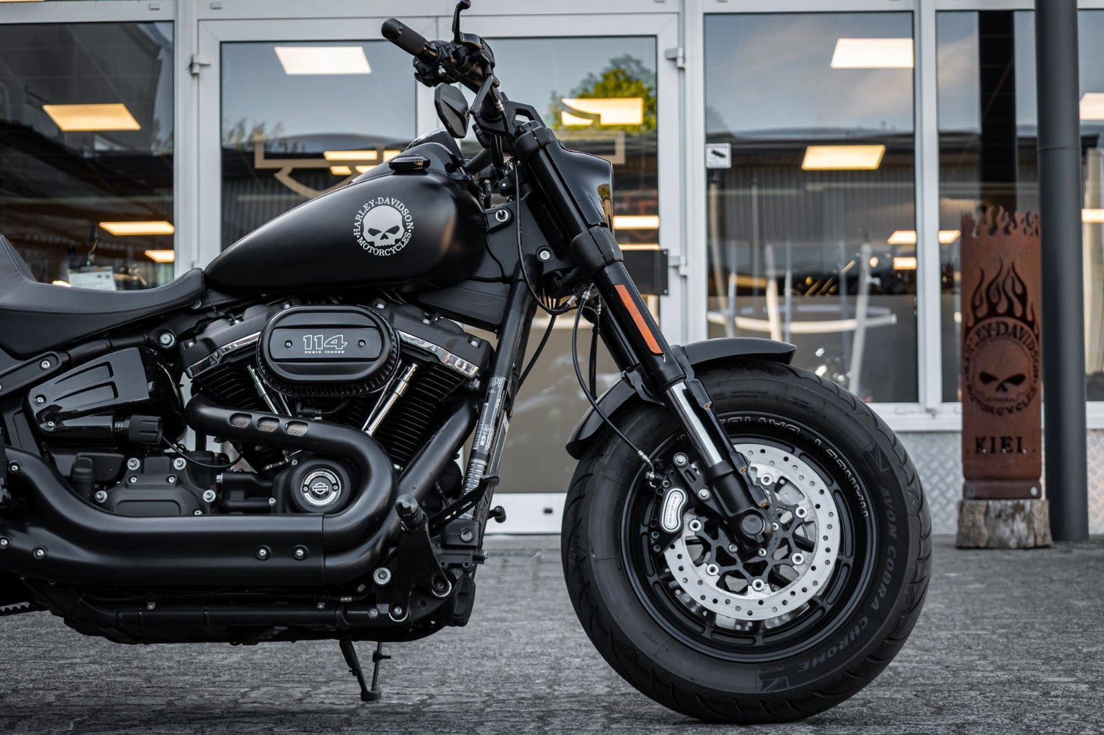 Fahrzeugabbildung Harley-Davidson FXFBS FAT BOB 114 CUI SOFTAIL - Penzl - Avon