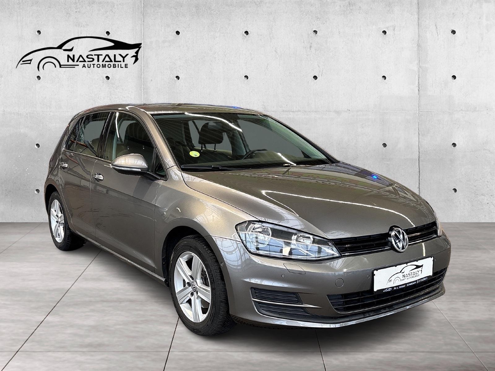 Volkswagen Golf VII Highline*NAVI*PDC*SHZ*Massage*Teilleder