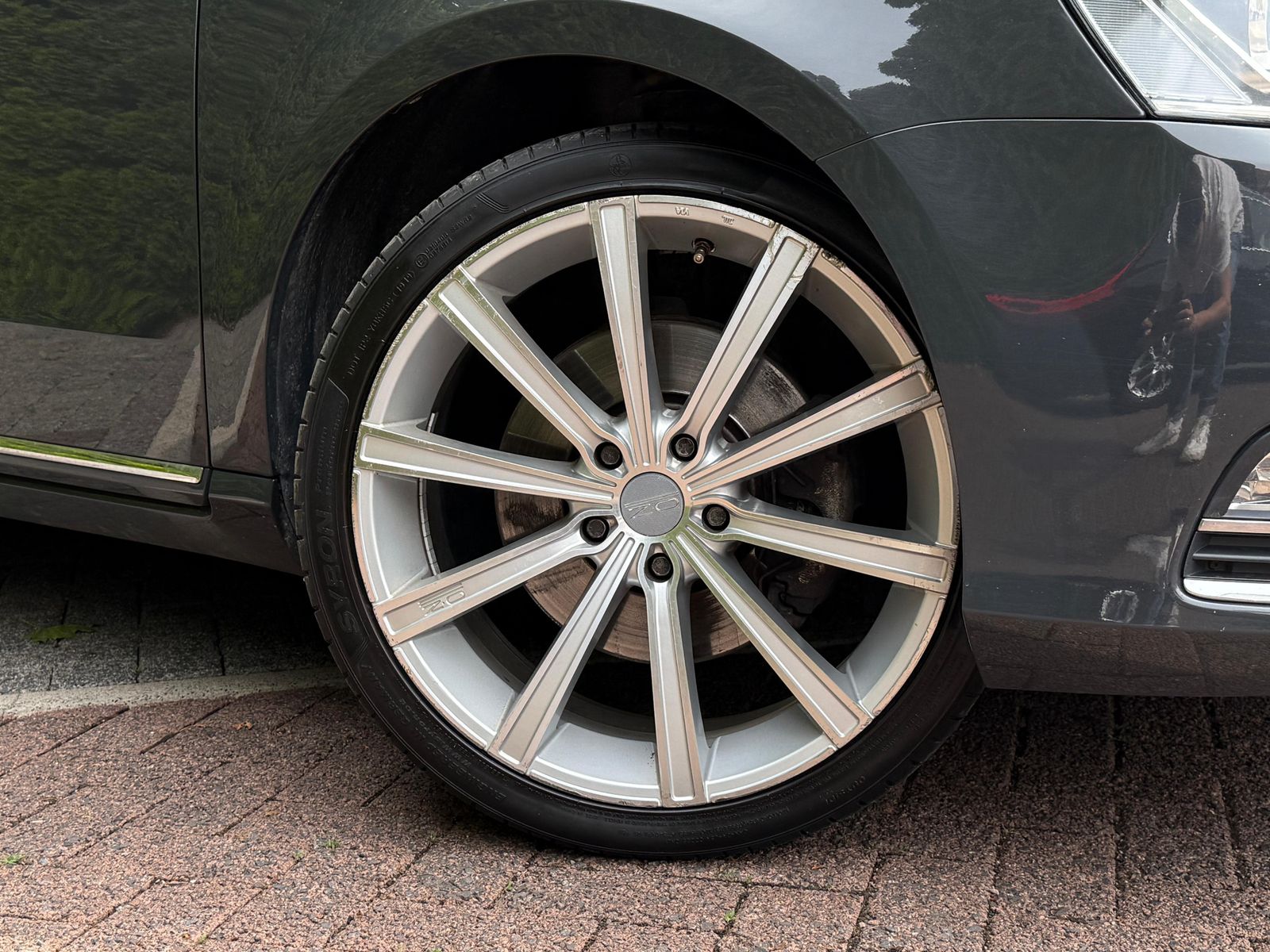 Fahrzeugabbildung Volkswagen Passat Variant 2.0TDI DSG Comfort XEN+STHZ+AHK+