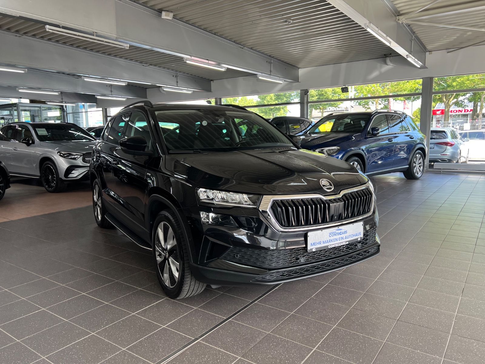 Skoda Karoq 2.0 TDI Tour 4x4 AHK+ParkenPLUS+Panorama imagem 2
