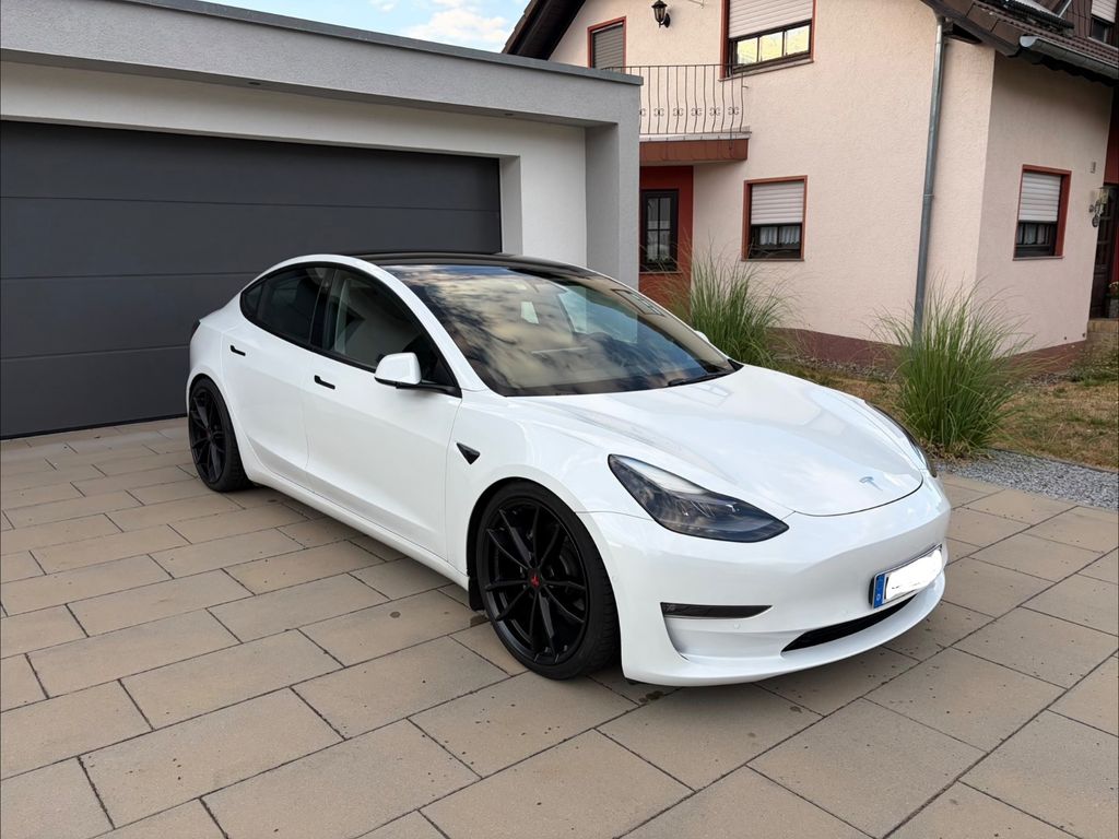 Image of Tesla Model 3