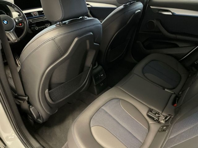 Fahrzeugabbildung BMW X2 sDrive 20d, M Sport Autom. Navi, Sitzheizung