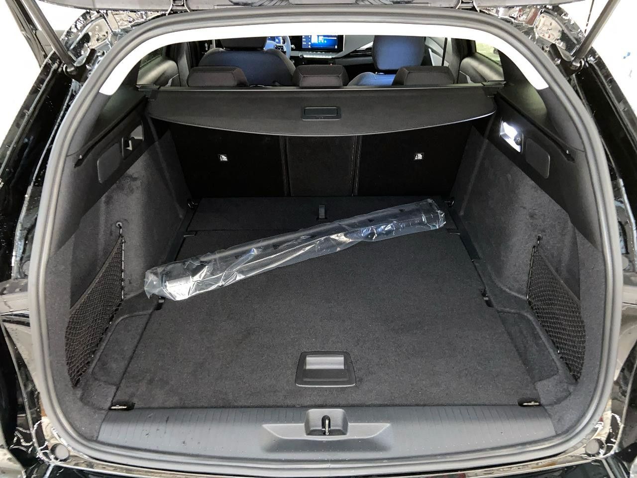 Fahrzeugabbildung Opel Astra L Sports Tourer Enjoy 1.2l 110PS Kamera!