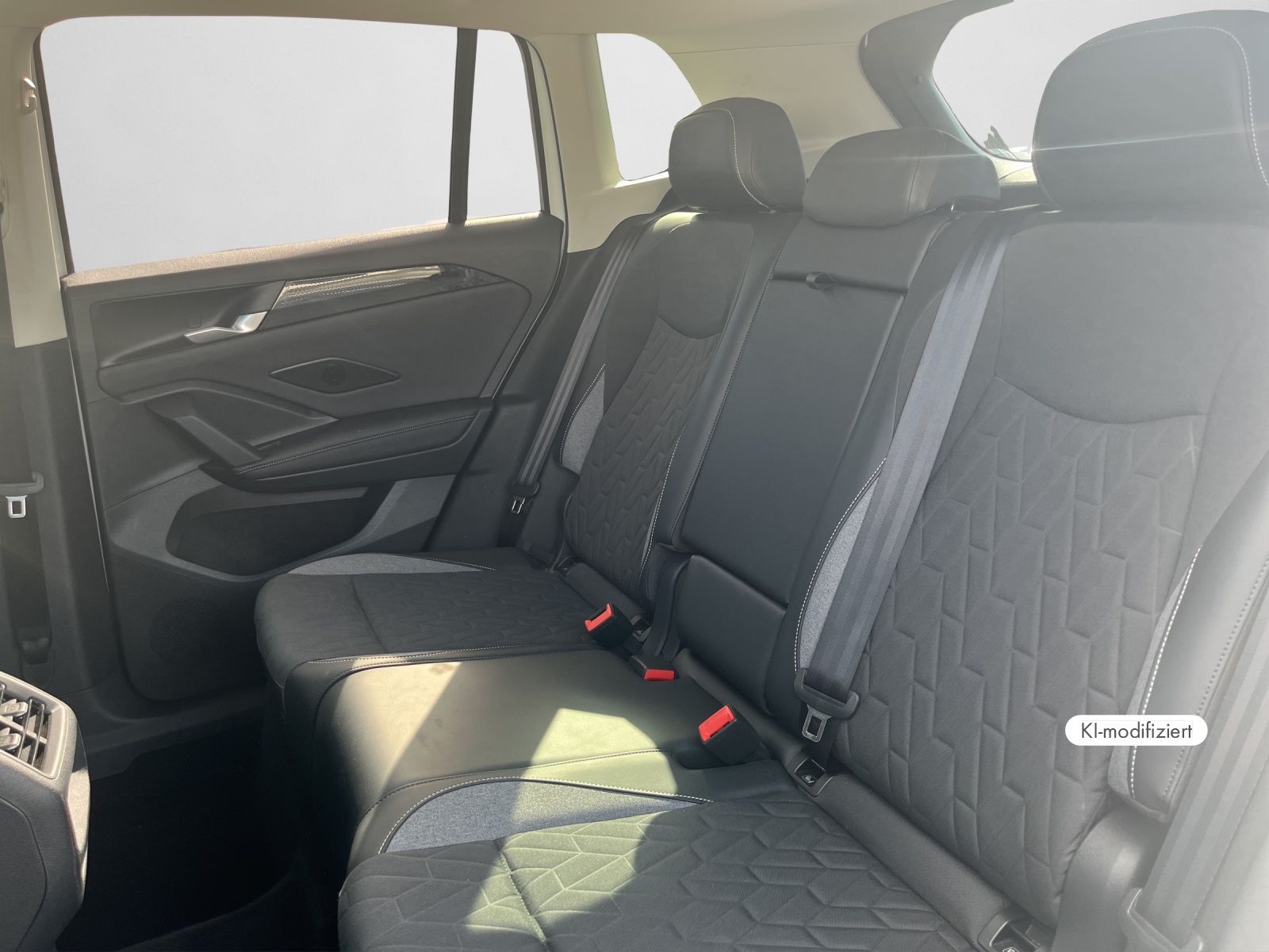 Volkswagen Tiguan - Bild 16