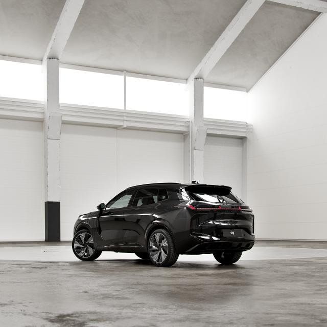 Lynk & Co 08