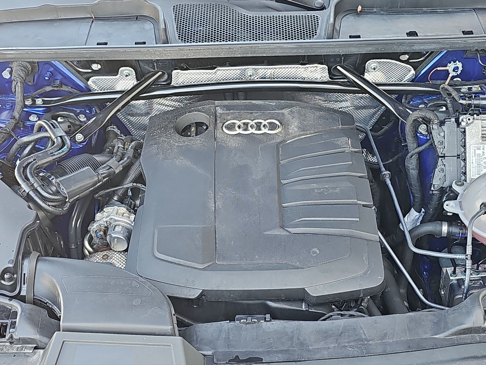 Fahrzeugabbildung Audi Q5 Sportback S line 40 TDI quattro, LUFT MATRIX