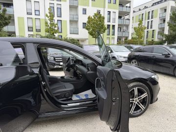 Mercedes CLA 200 Shooting Brake - 11
