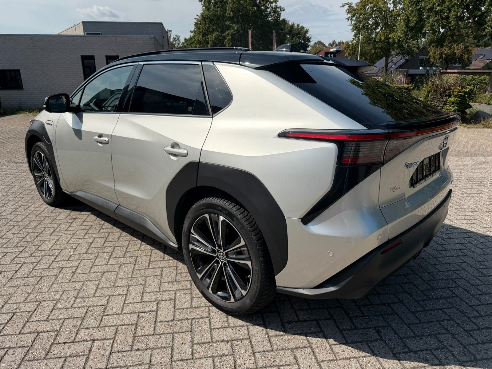 Toyota bZ4X Comfort Technik AWD PANO AHK 24.985 km 11kw foto 5