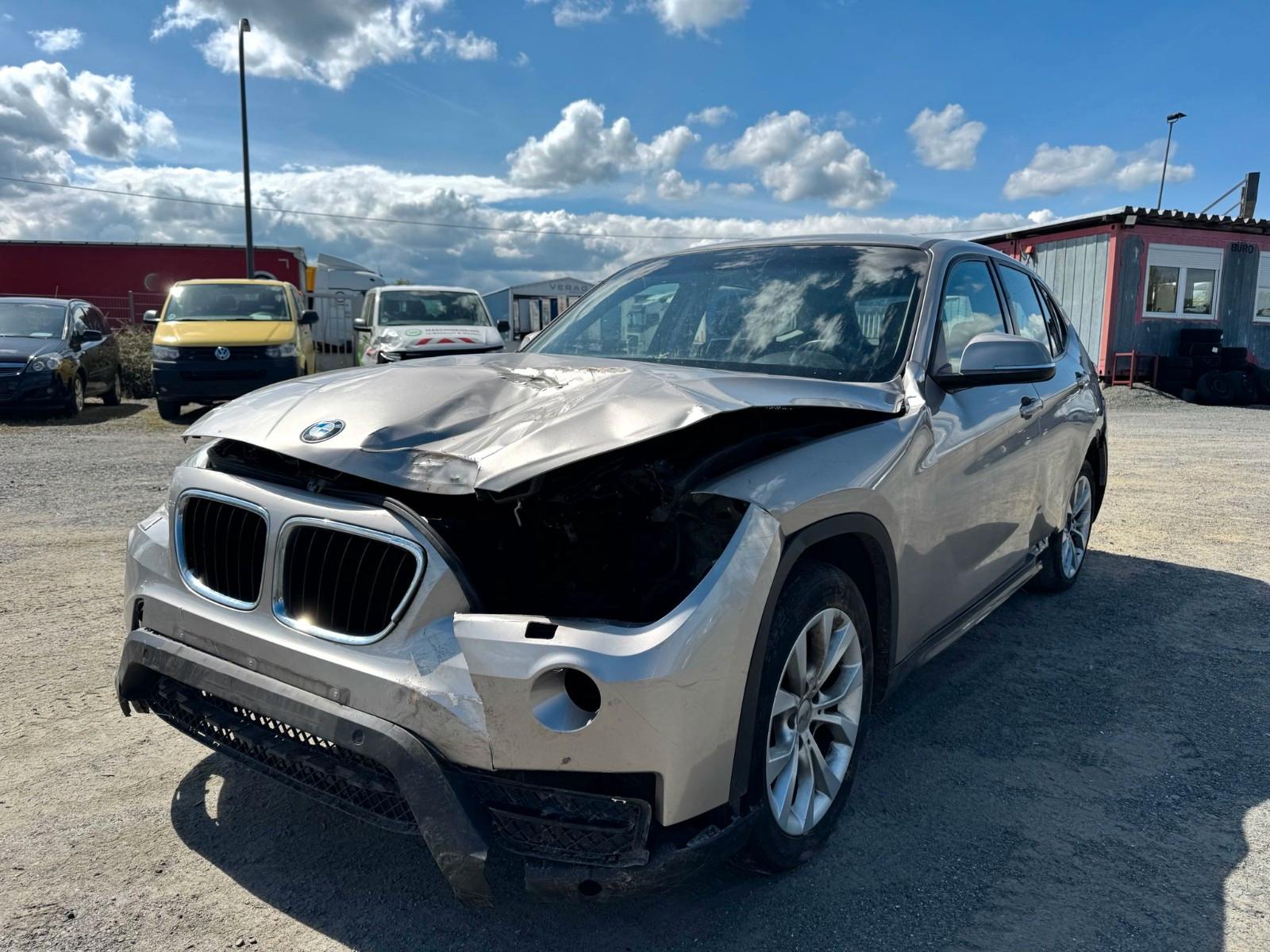 BMW X1 18 d xDrive *AIRBAGS OK*