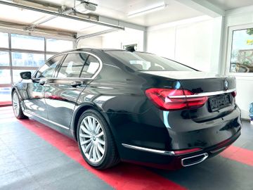 BMW 740 - 3