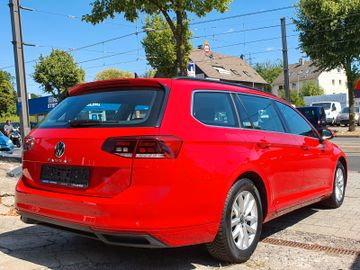 Volkswagen Passat Variant - 8
