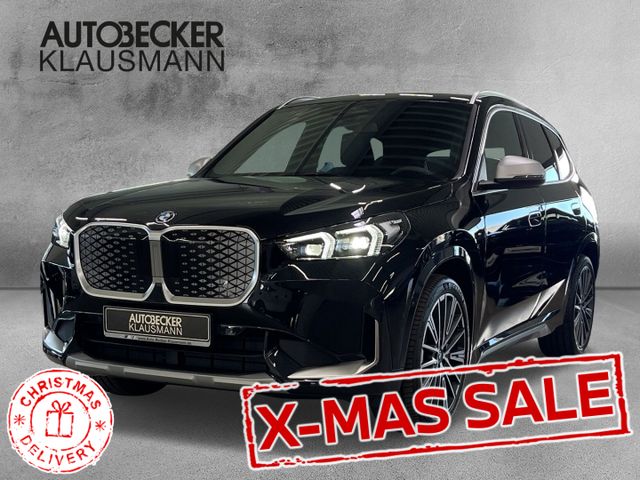 BMW iX1 eDrive20 xLine LMR 20''  Park-Assistent