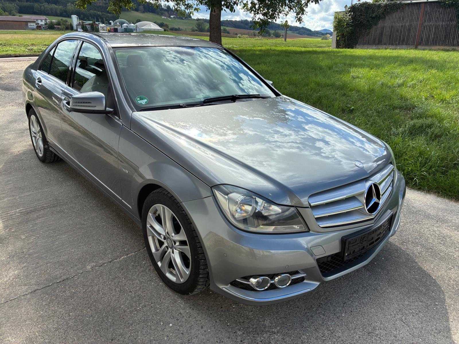 Mercedes-Benz C 200 C Limousine C 200 CGI BlueEfficiency