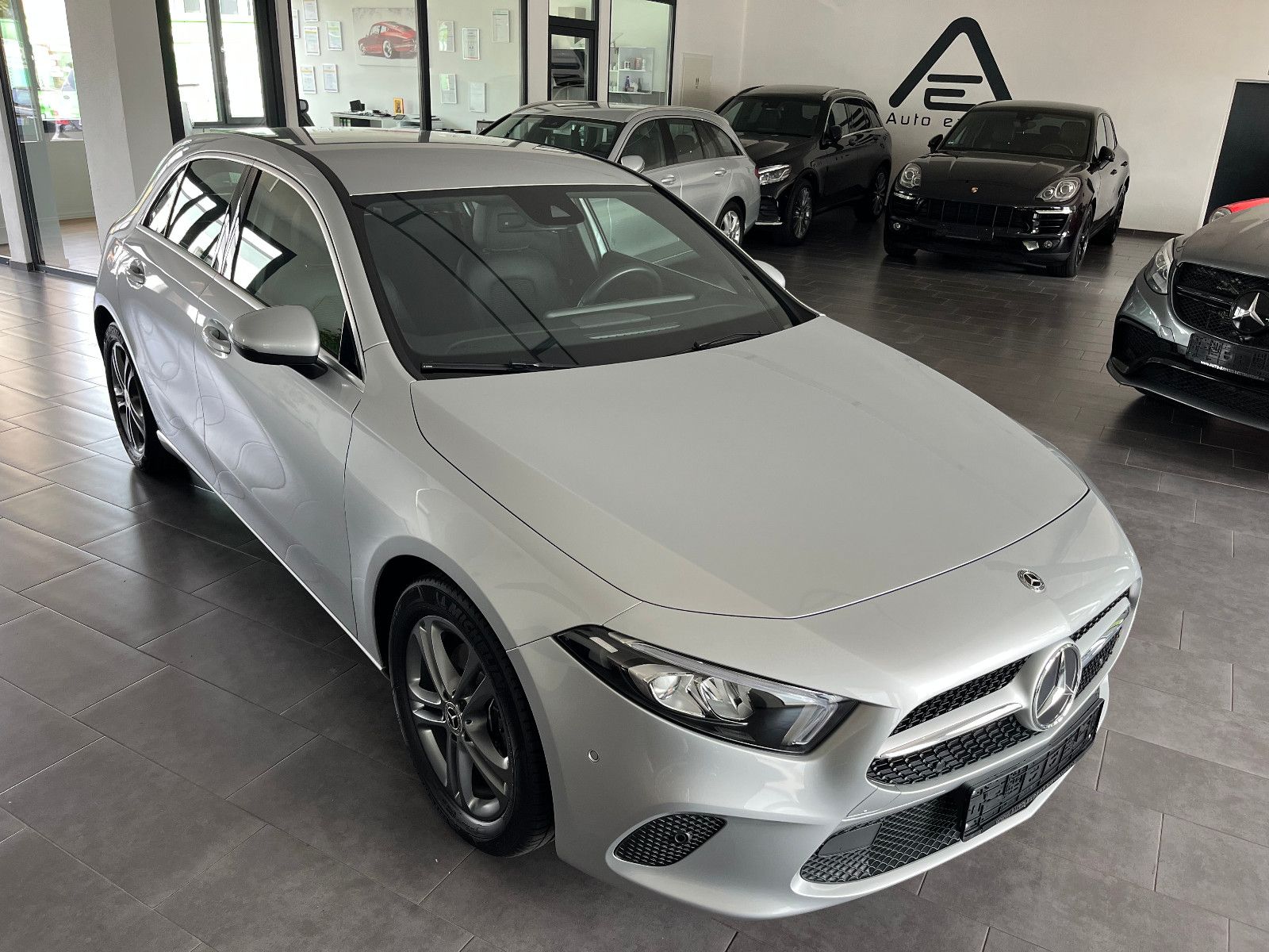 MERCEDES-BENZ A 200  Aut. Navi/Kamera/LED/Totwinkel.