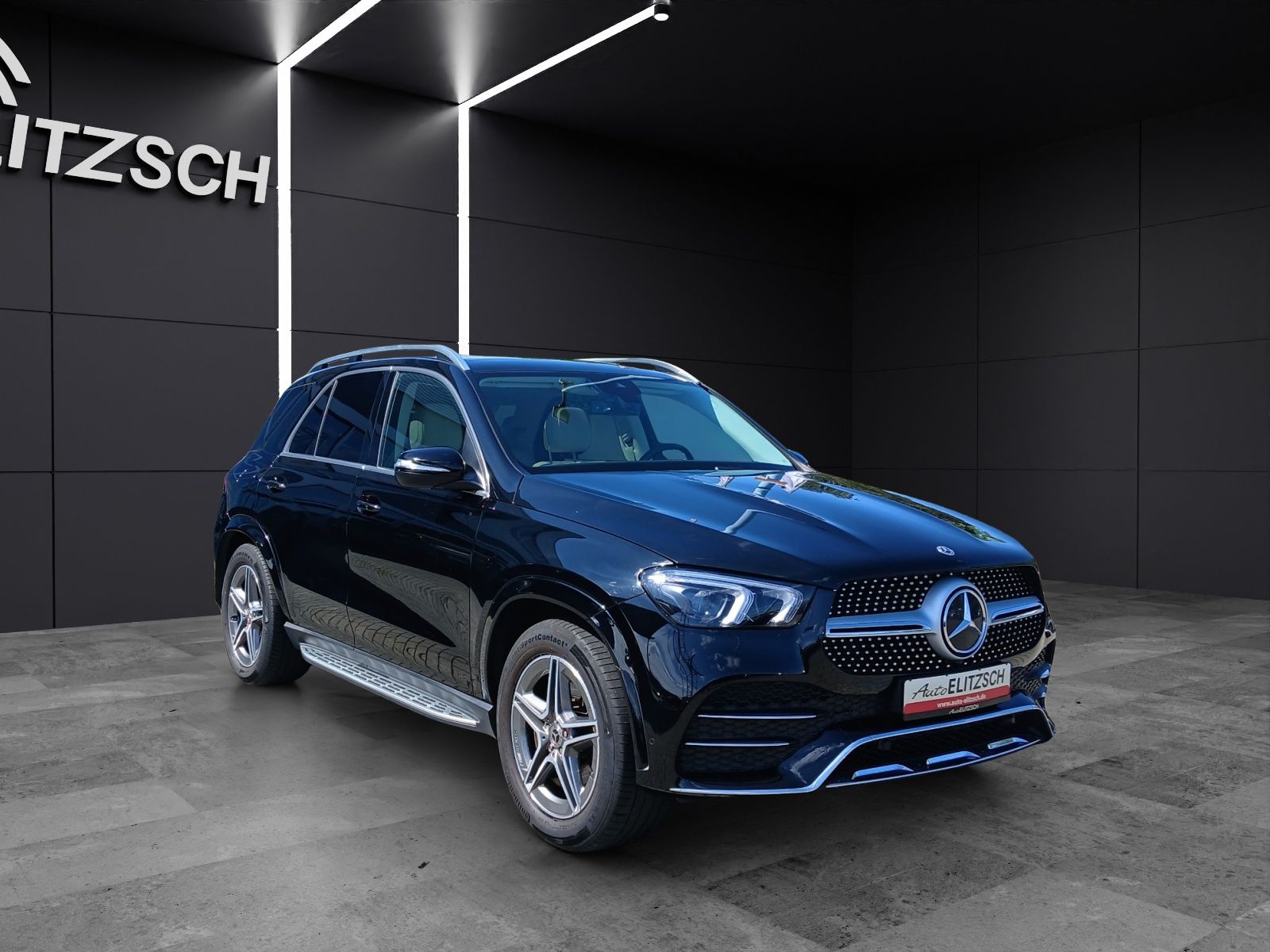 Fahrzeugabbildung Mercedes-Benz GLE 350 de 4Matic 9G AMG-Line Pano