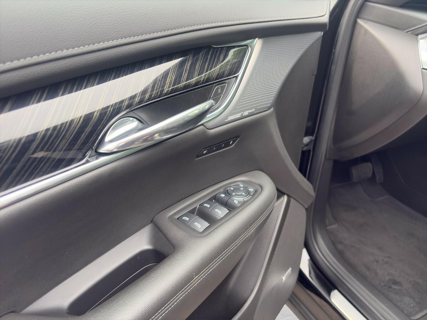 Cadillac XT6, миниатюра 10