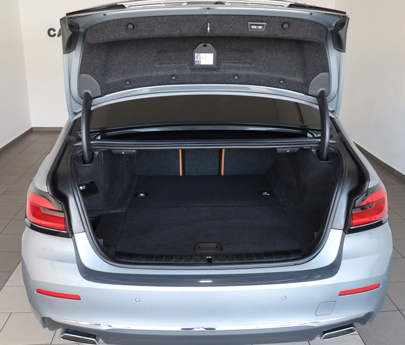 Fahrzeugabbildung BMW 530 e Luxury Line Lim.,Leder,Kamera,HUD,Panorama