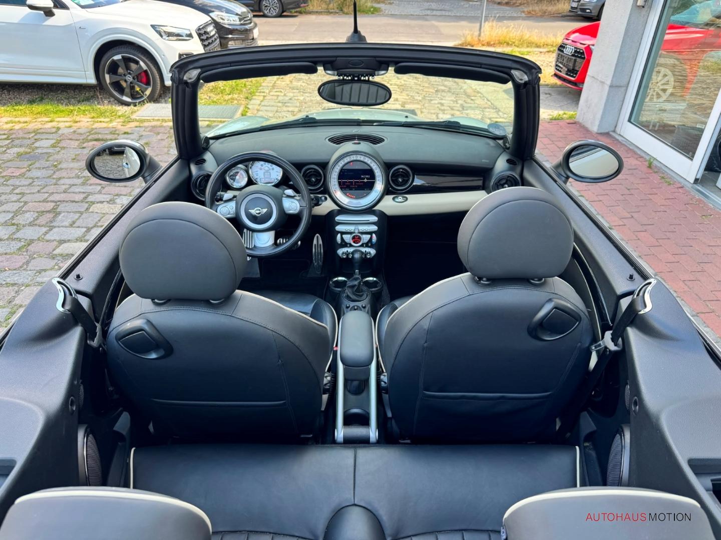MINI Cooper S Cabrio Chili Navi HarmanKardon Bi-Xenon