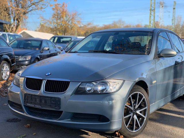 BMW 318 Baureihe 3 Lim. 318i