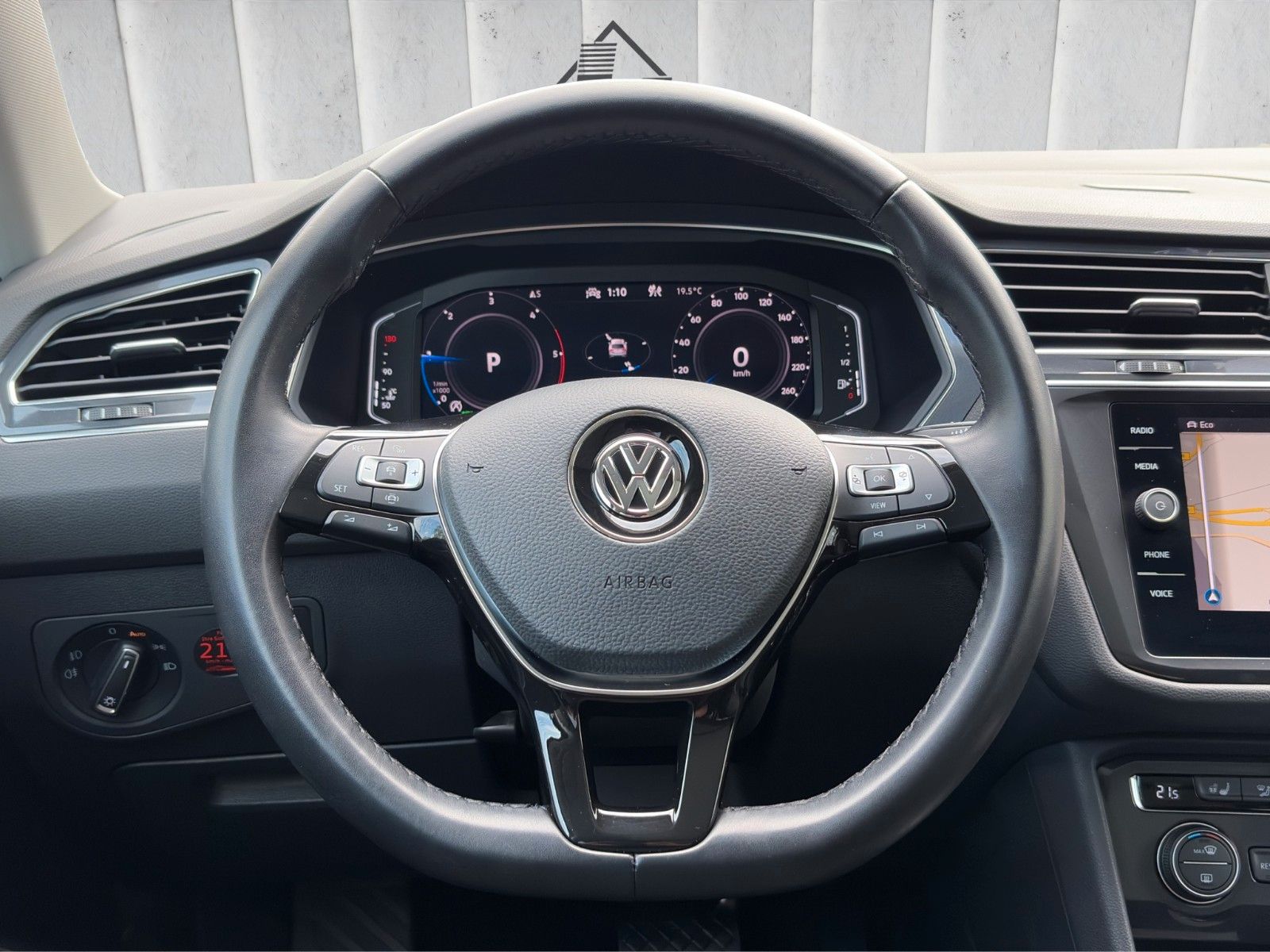 Fahrzeugabbildung Volkswagen Tiguan Allspace Highline 4Motion*7Sitzer*Pano**