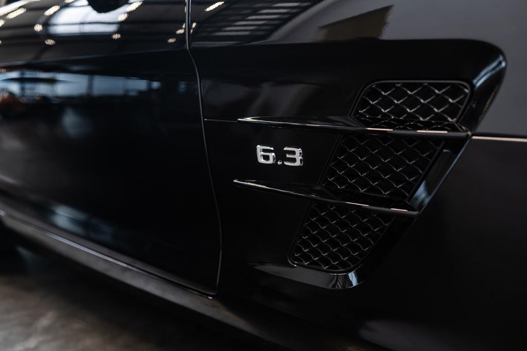 Mercedes-Benz SLS AMG