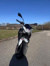 Kawasaki Z900 (ZR900FNFBN) - EZ (1/22) - 1. Hand - 1700KM - 900Z1