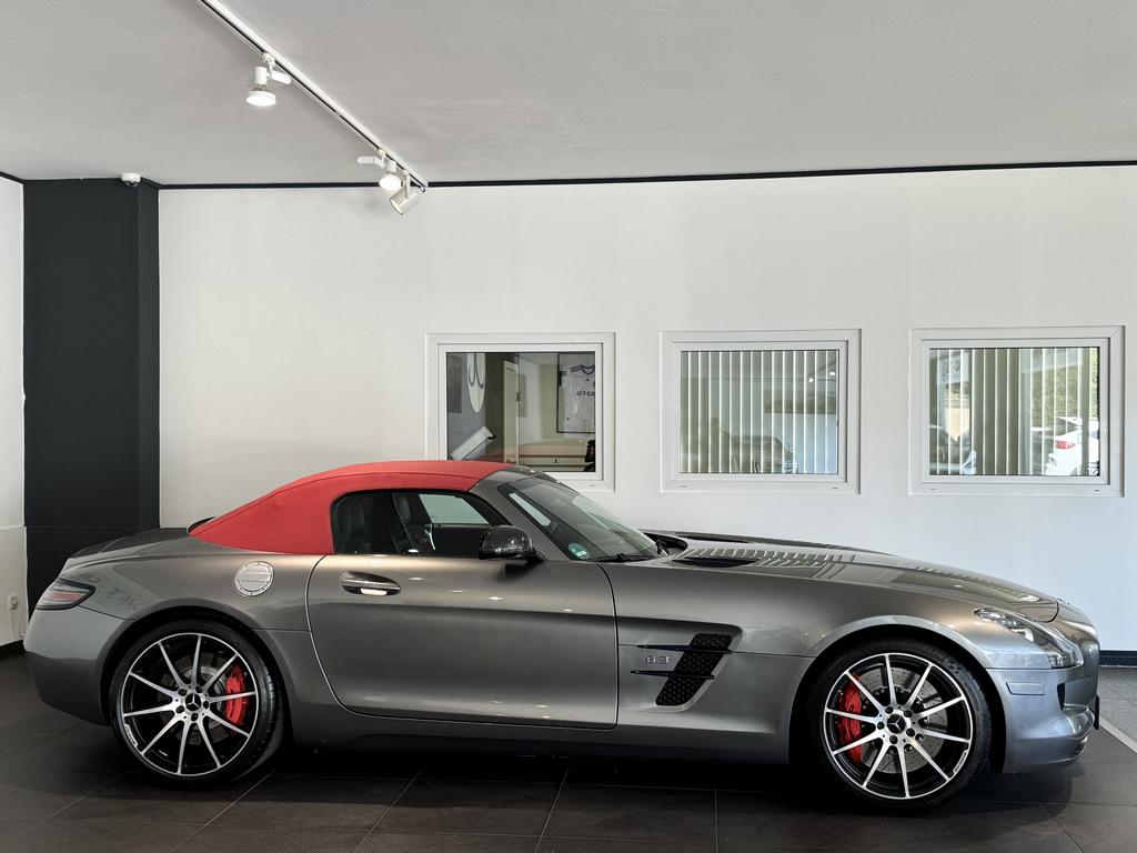 Mercedes-Benz SLS AMG