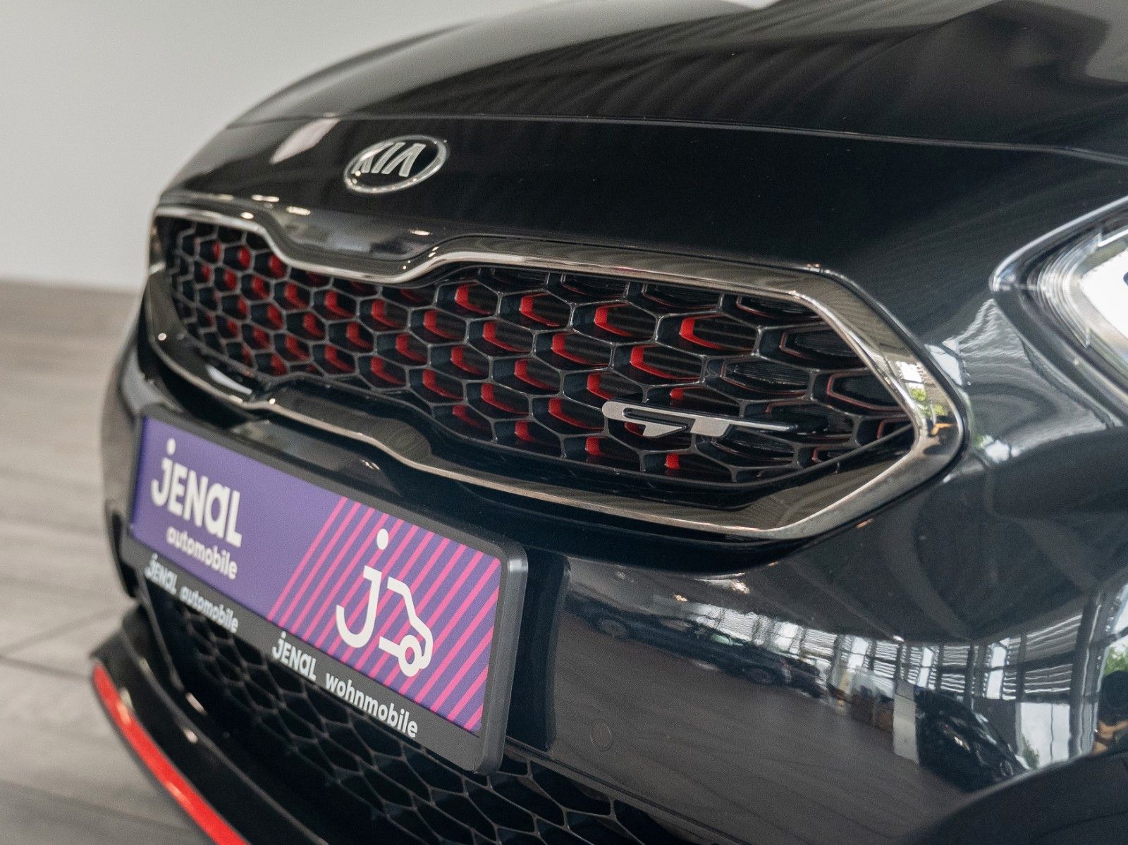 Fahrzeugabbildung Kia ProCeed GT AUTOM./PANO/SITZHZG./LENKRAD HZG./DAB