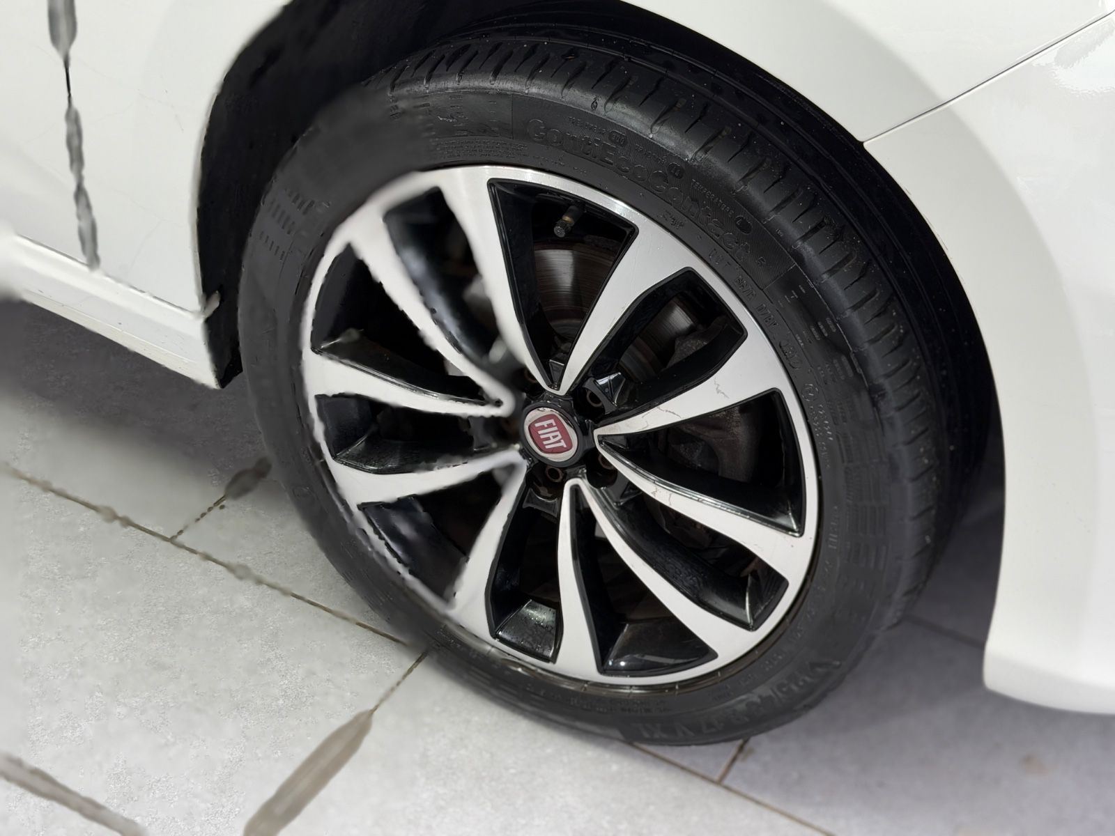 Fahrzeugabbildung Fiat Tipo Lounge |AHK|RF-CAM|LED|LEDER|NAVI