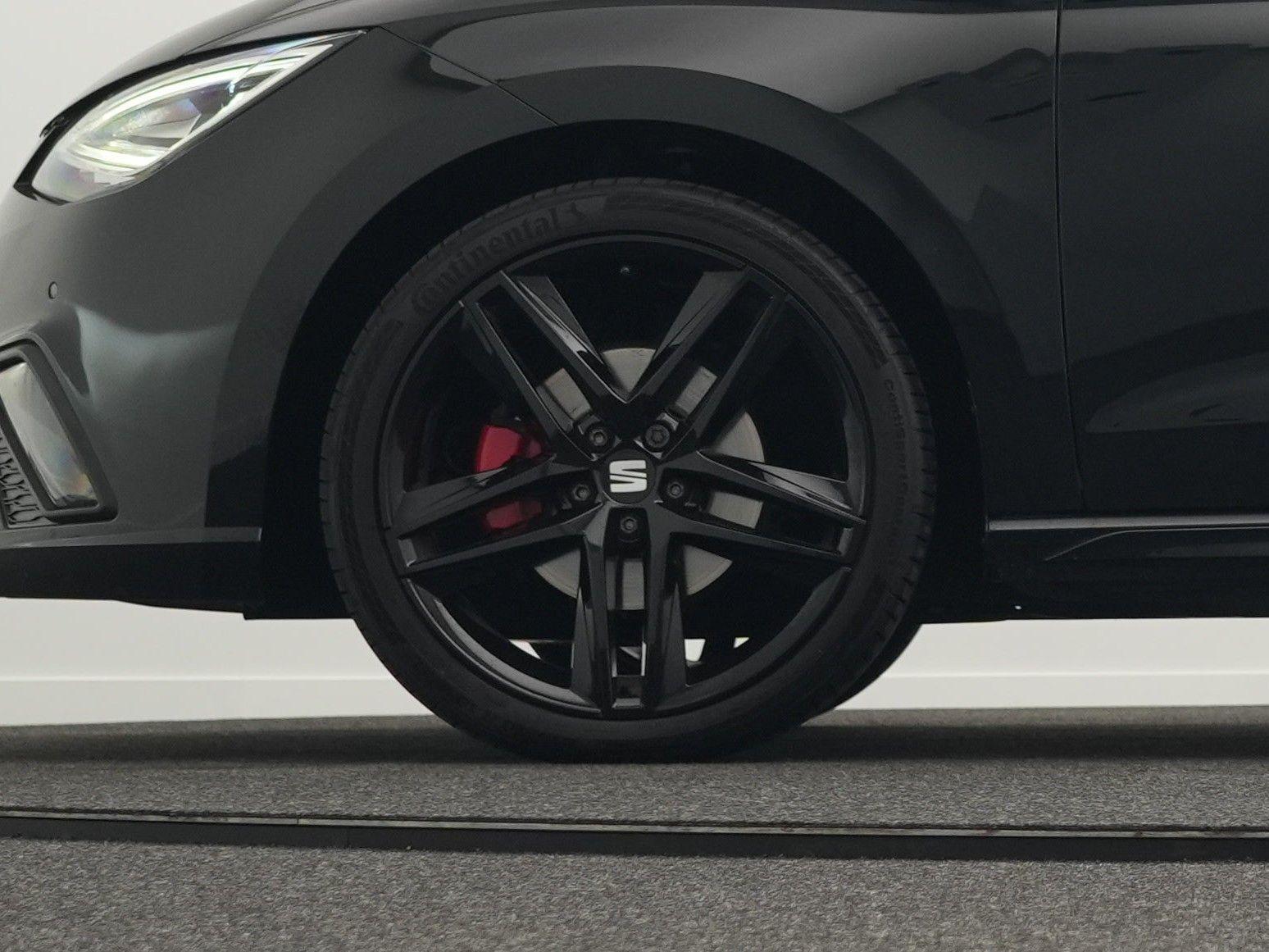 Seat Ibiza FR 1.5 TSI DSG PANO*LED*R-KAM*NAV*18"