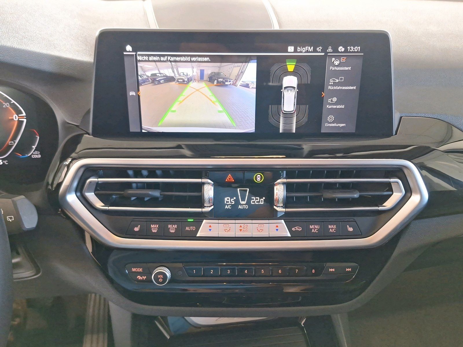 BMW X3 xDrive20d Navi Kamera Driv.Assist Sportsitze foto 15
