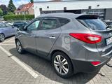 Hyundai ix35 2.0 CRDi 135kW Style 4WD Automatik Style - Hyundai ix35 mit Schiebedach