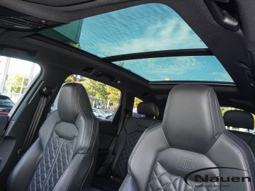 Audi Q7 - 9