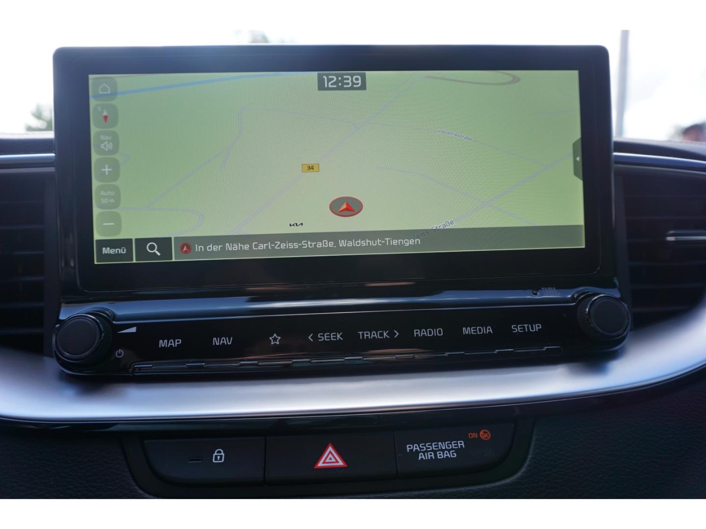 Kia Ceed_sw 1.5T 140 GT Line DCT7 Pano AHK Navi LED 