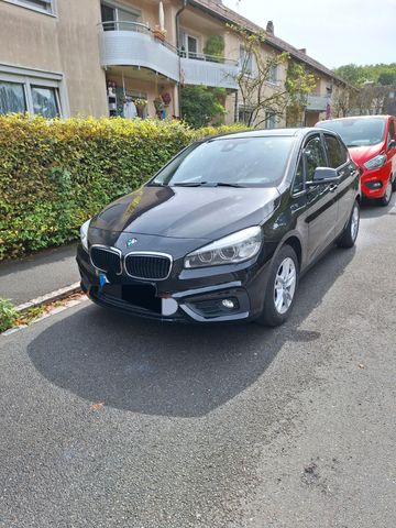 BMW 218 Active Tourer 218d Advantage Advantage