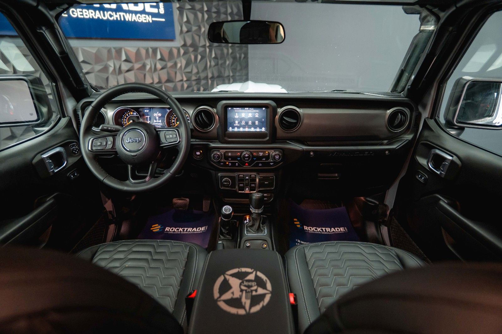 Fahrzeugabbildung Jeep Wrangler 3.6 V6 UNLIMITED SPORT OFFROAD 4x4 LED