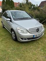 Mercedes-Benz Mercedes B-Klasse Bj. 03/2007 - Mercedes-Benz 200 mit Benzin-Antrieb: Limousine