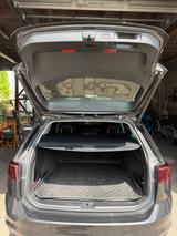 Volkswagen Passat 2.0 TDI 190 PS DSG Elegance R-Line - VW Passat von privat