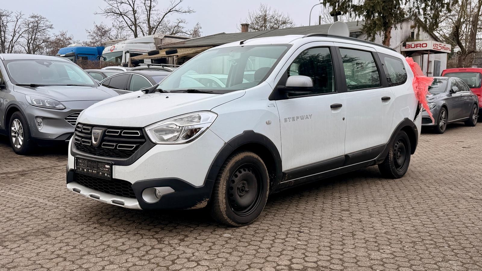 Dacia Lodgy Stepway Celebration*7-Sizer*Kamera*Klima*