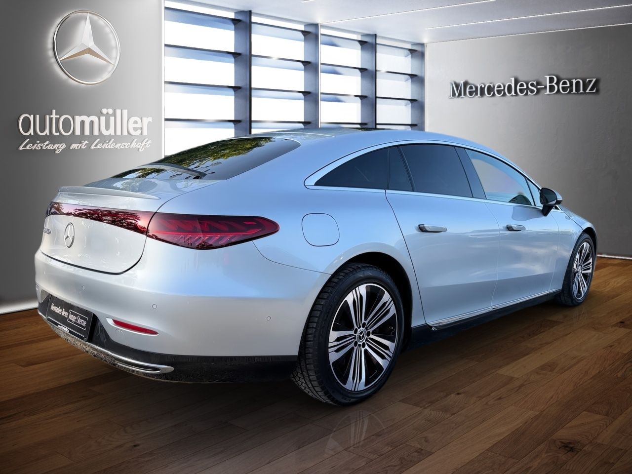 Fahrzeugabbildung Mercedes-Benz EQS 450+ AIRMAT+PANO+DISTR+360+MEMO+PROJ.LIGHT++