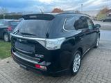 Mitsubishi Outlander Instyle 2.0 I PHEV*XENON*NAVI*LEDER*RK - Mitsubishi aus 2014
