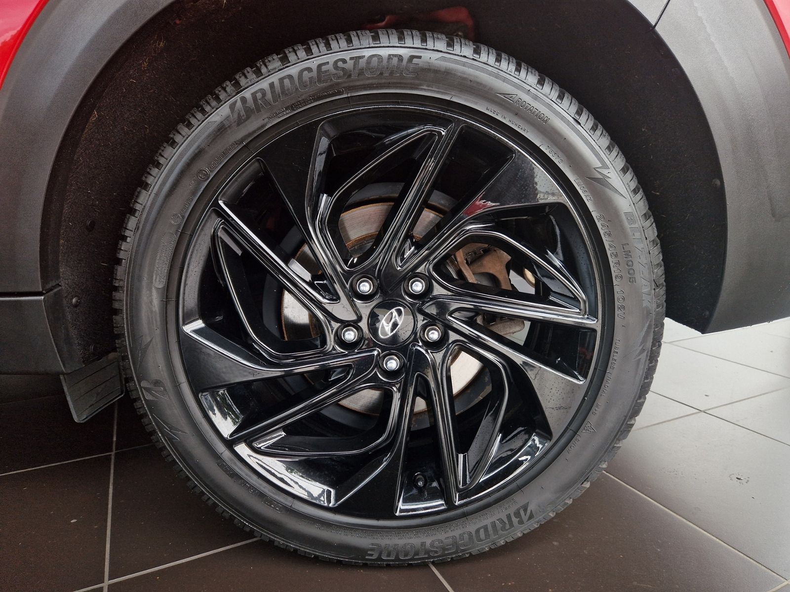 Fahrzeugabbildung Hyundai TUCSON 2WD N-Line PANO LED