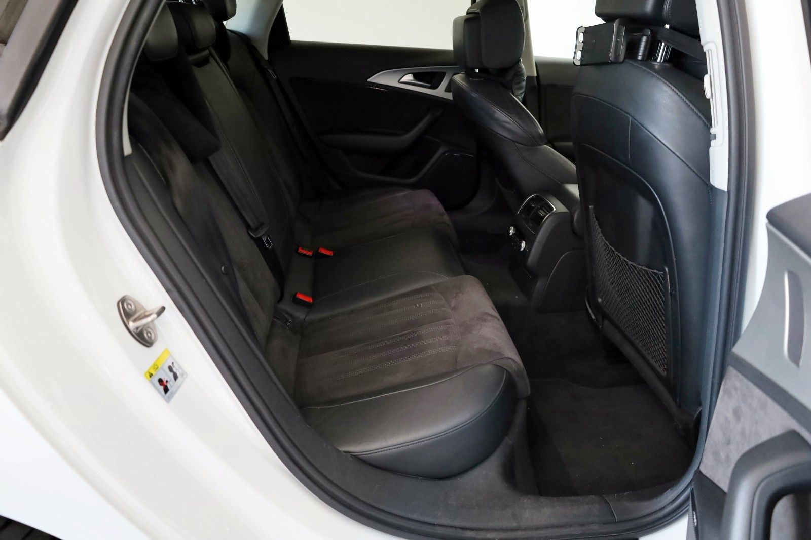 Fahrzeugabbildung Audi A6 Avant 3.0 TDI quattro S-Line,HUD,BOSE