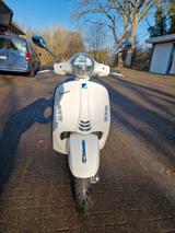 Vespa GTS 300 - VESPA WEIß