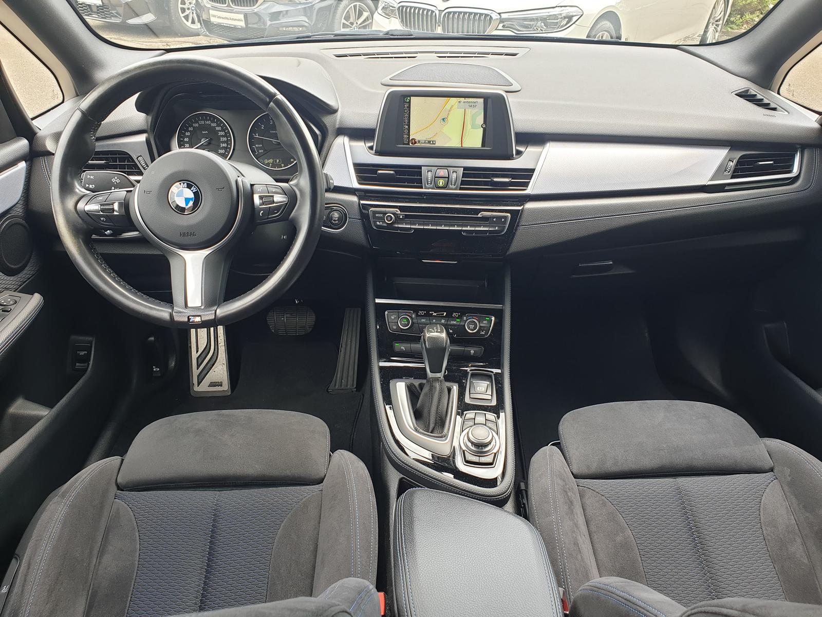 BMW 225i Active Tourer xDrive Aut M Sportpaket AHK L