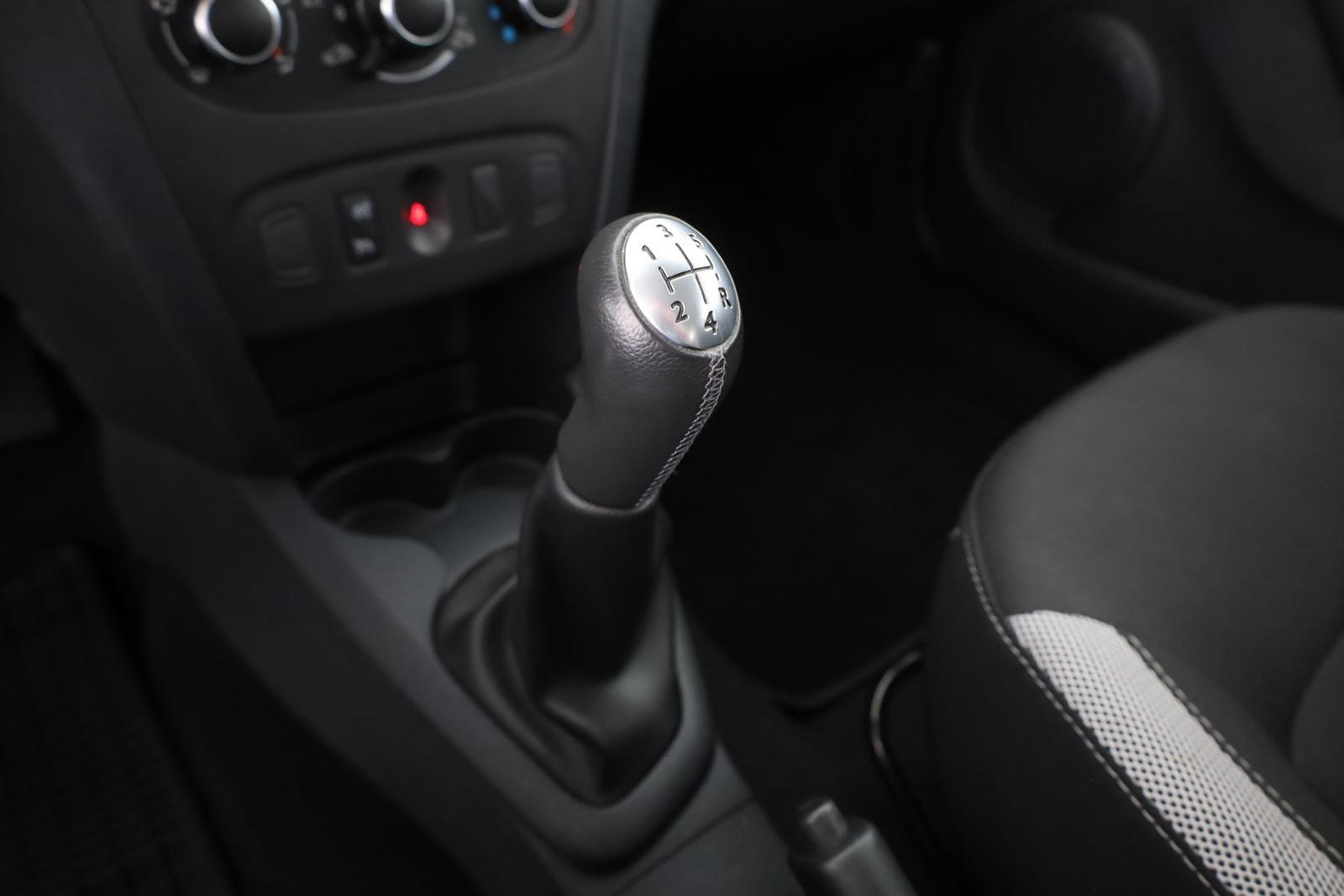 Dacia Sandero Stepway 0.9 TCe Prestige Navi Tempomat, миниатюра 13