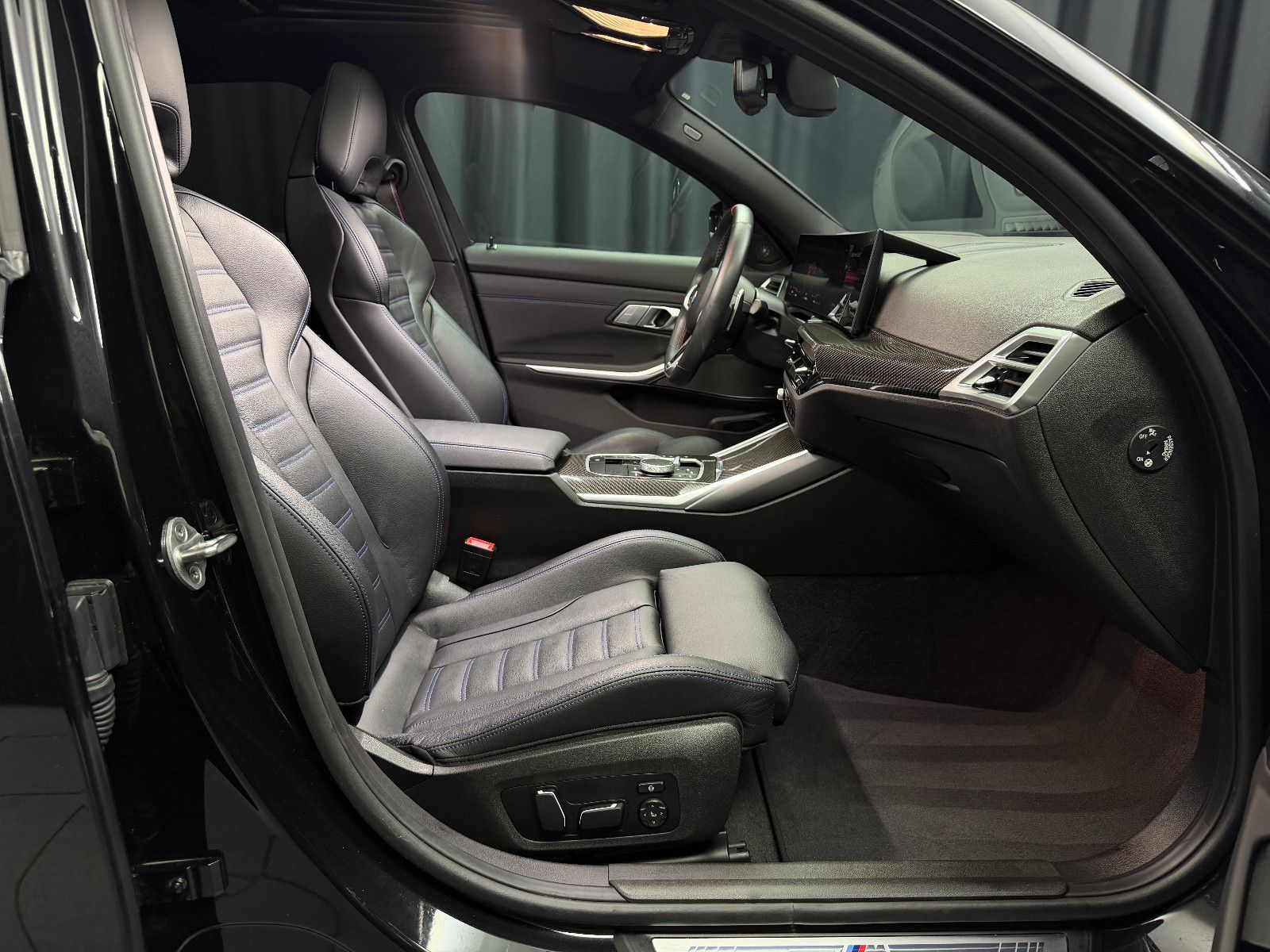 Fahrzeugabbildung BMW M340i Limousine xDrive |M-SITZE|H/K|PANO