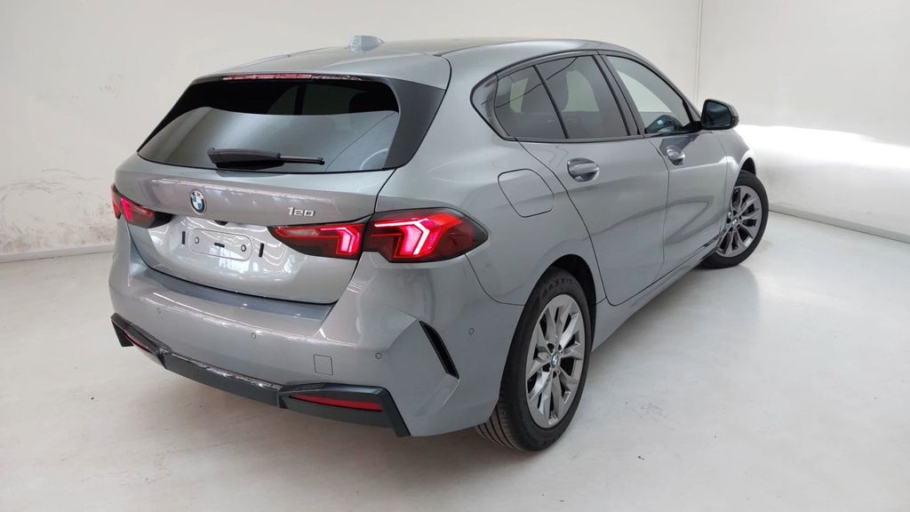 BMW 120 — fotografia 3