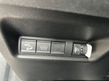 Jeep Avenger 1.2 Overland 4xe KAMERA LED ALLRAD SHZ