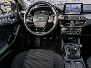 Ford Focus Turnier 1.0 Titanium Kamera Navi LED